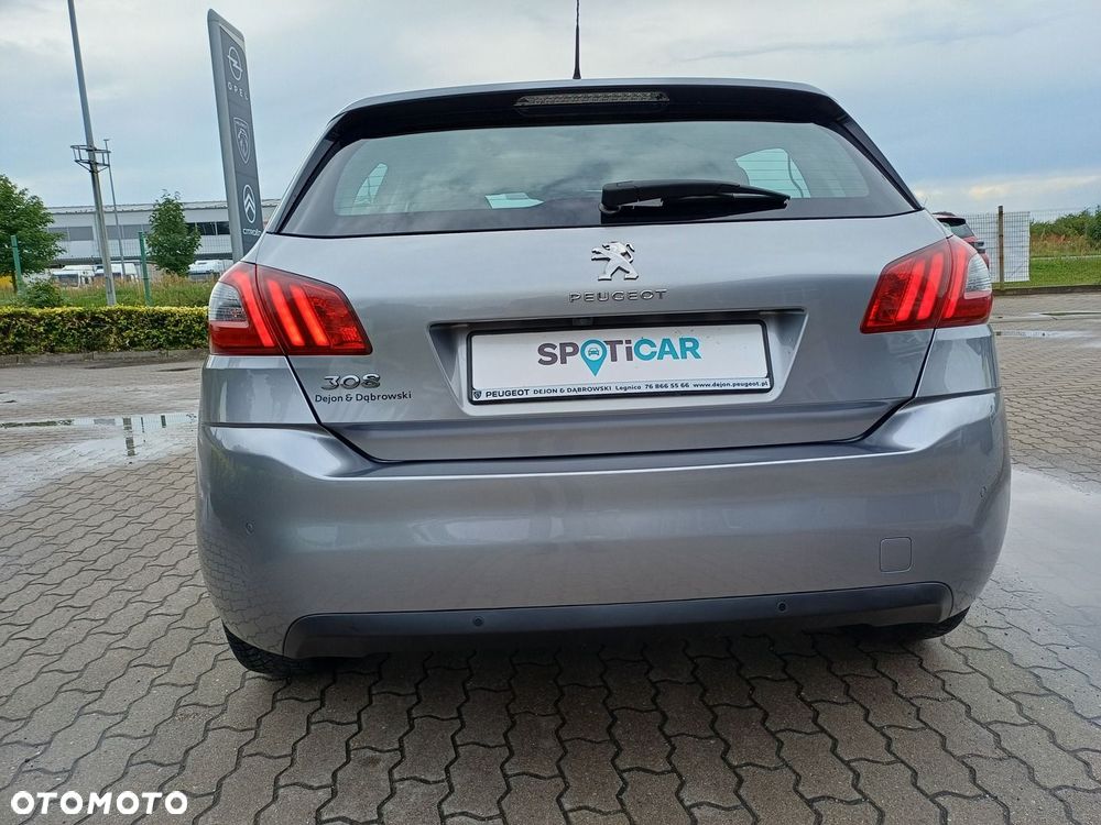 Peugeot 308 - 5