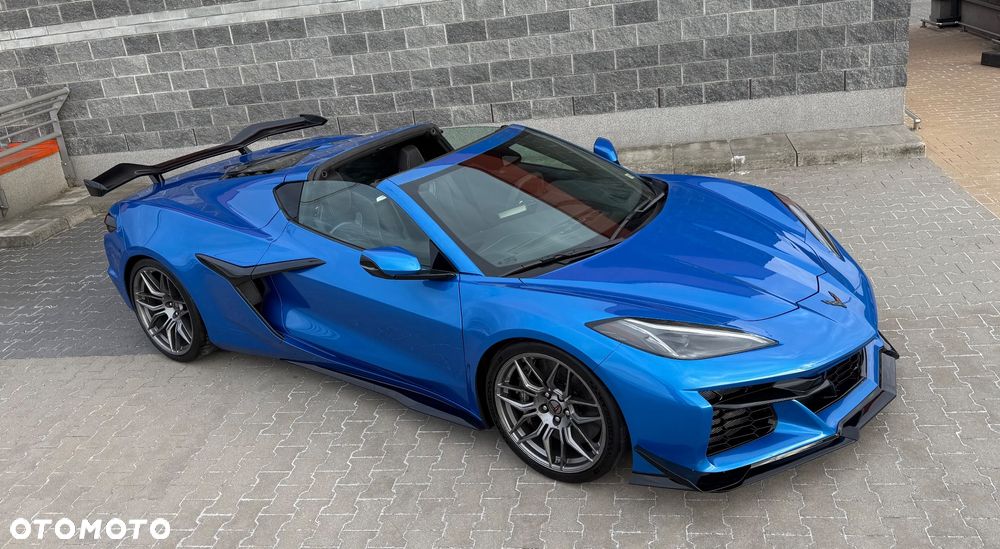 Chevrolet Corvette - 5