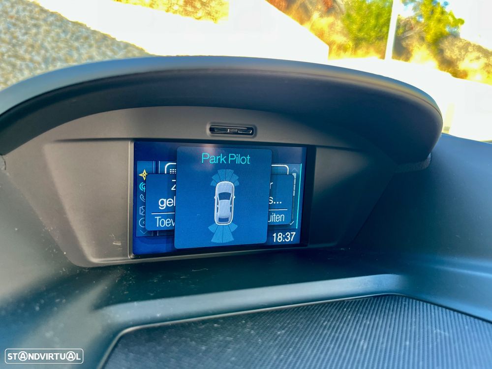 Ford C-Max 1.0 Ecoboost S&S Titanium - 51