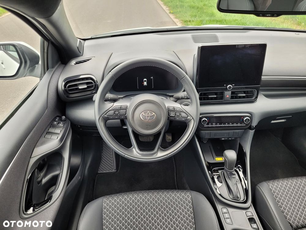 Toyota Yaris 130 1.5 VVT-i Premiere Edition - 11