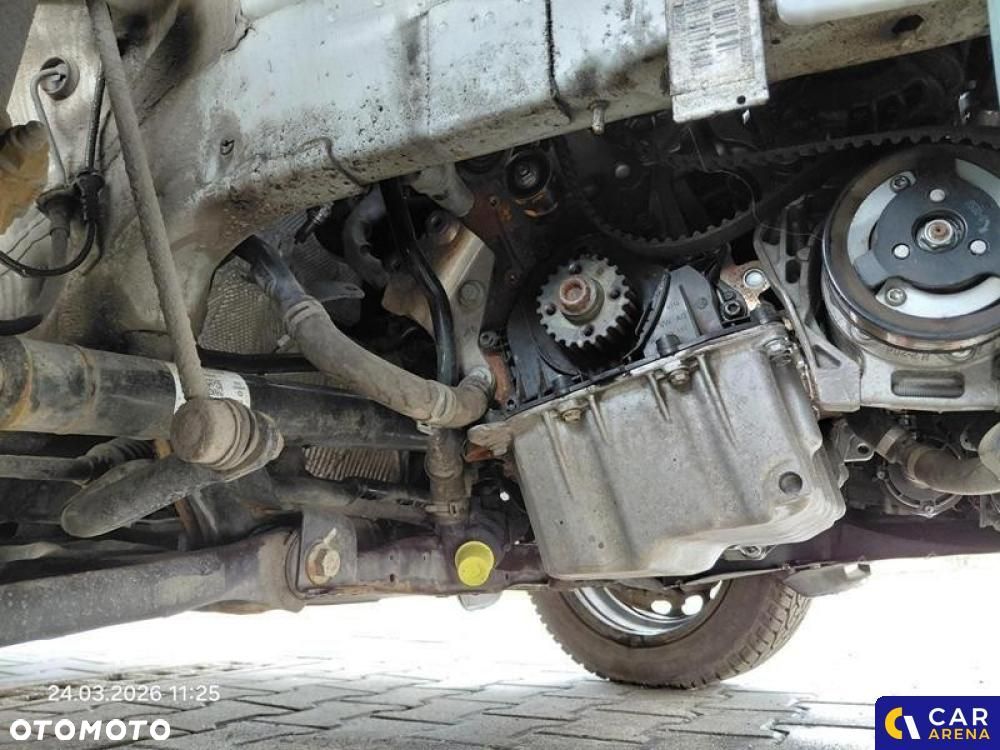 Volkswagen Caddy - 38