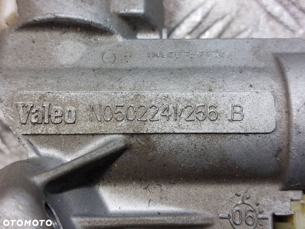 ZESTAW STARTOWY TOYOTA YARIS II 1.4 D4D 89661-0D452 0281012322 82730-52700 - 4