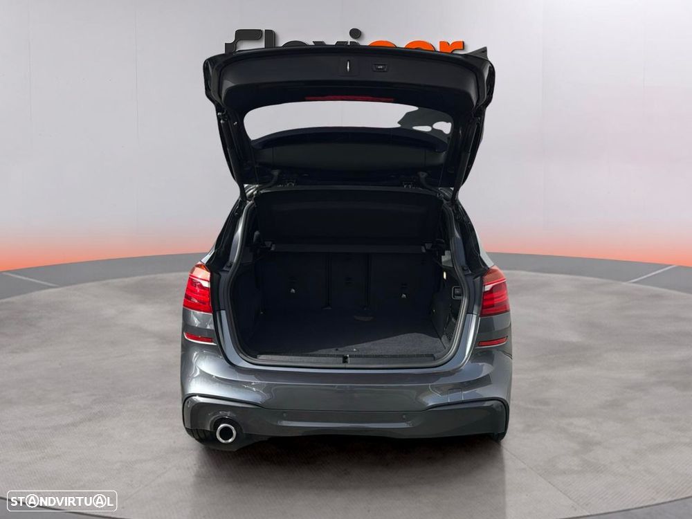 BMW 225xe Active Tourer - 17