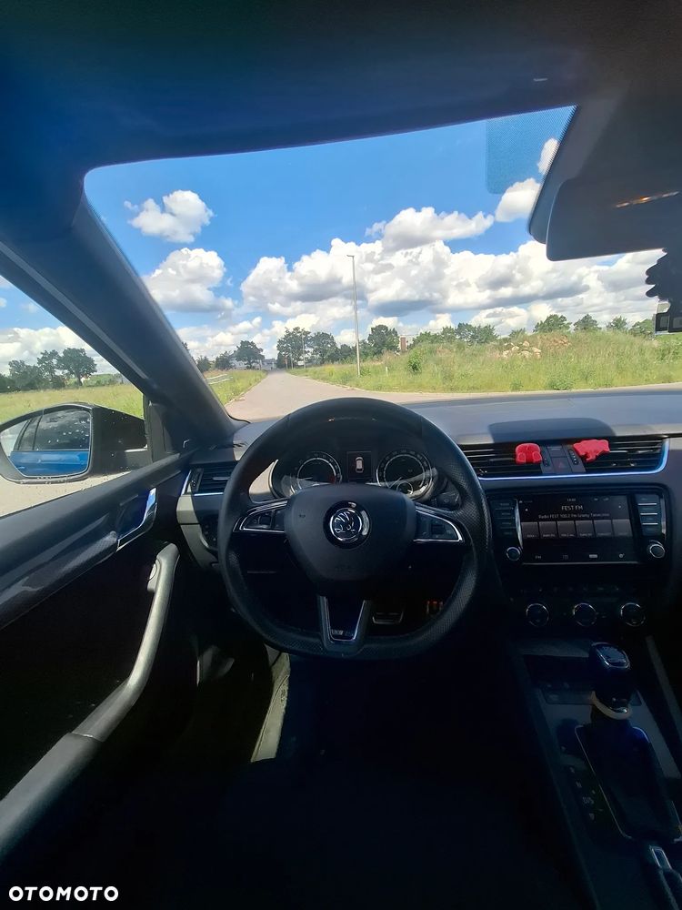 Skoda Octavia 2.0 TDI RS DSG - 12