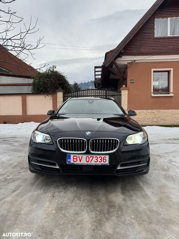 BMW Seria 5 520d Aut. Luxury Line - 2