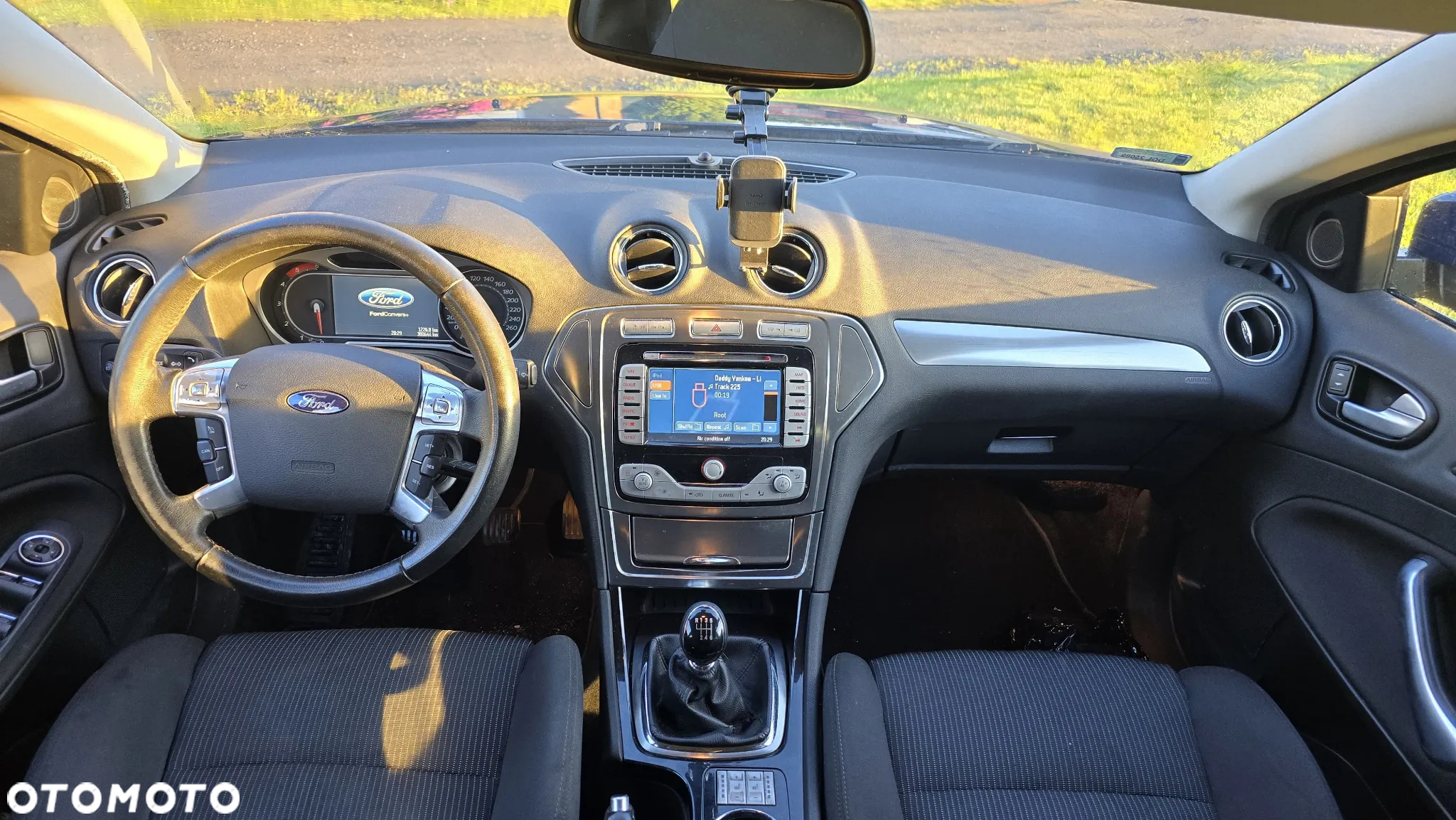 Ford Mondeo - 10