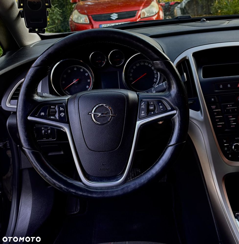 Opel Astra 1.4 - 9