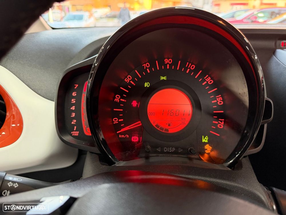 Peugeot 108 1.2 PureTech Roland Garros - 47