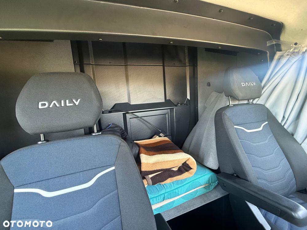 Iveco Daily - 12