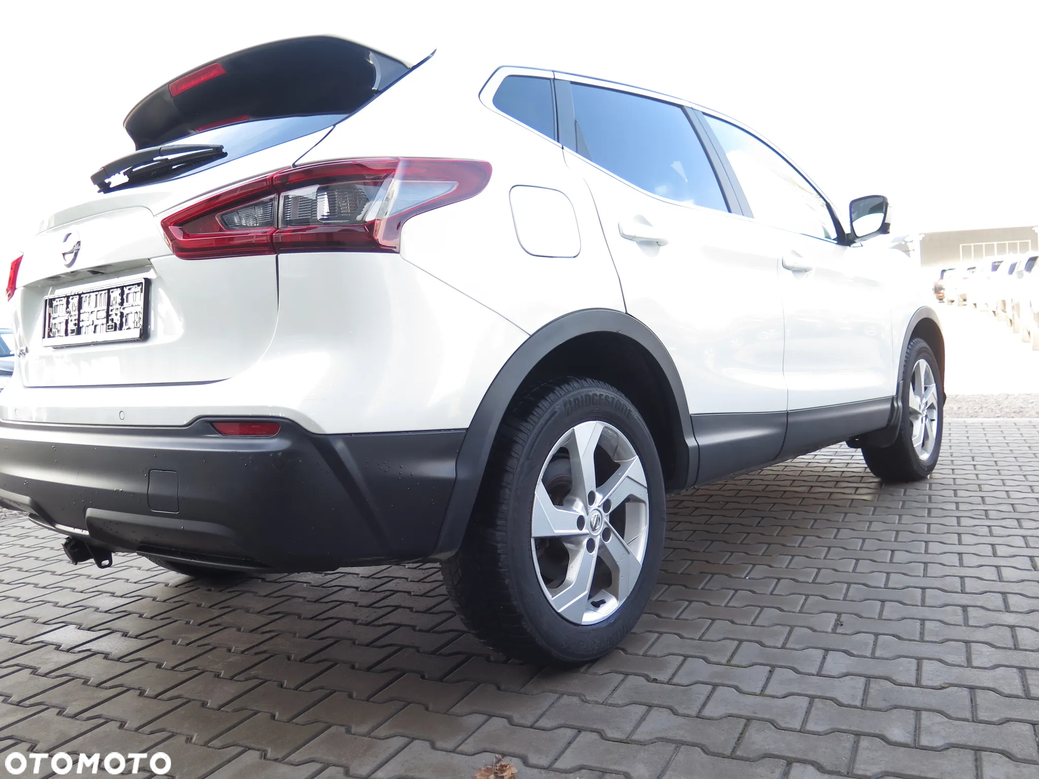 Nissan Qashqai 1.3 DIG-T Visia - 7