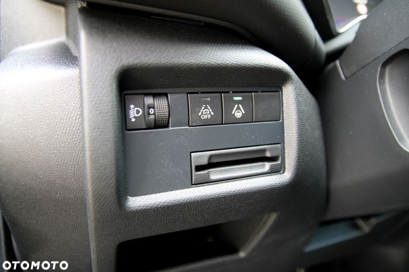 Citroën C5 Aircross 1.2 mHEV Max eDCT6 - 26