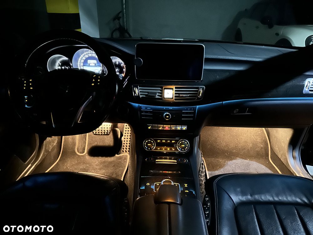 Mercedes-Benz CLS 350 d 4Matic 9G-TRONIC Final Edition - 17