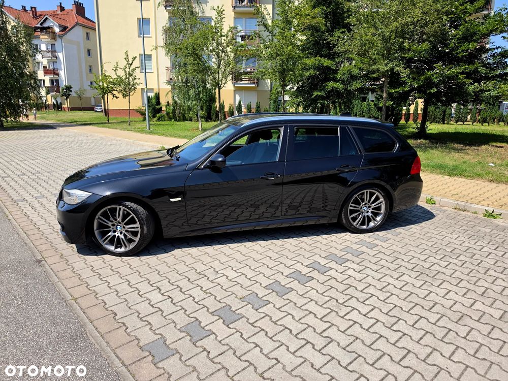 BMW Seria 3 318d DPF Edition Sport - 24