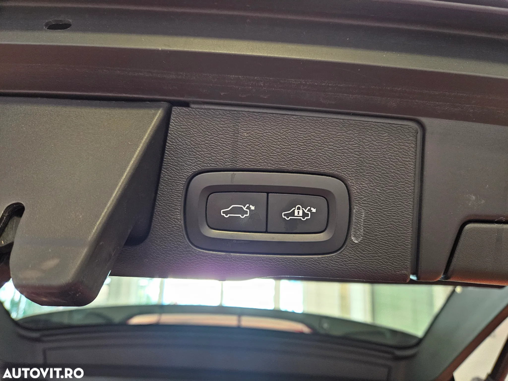 Volvo XC 60 B4 MHEV Inscription - 29