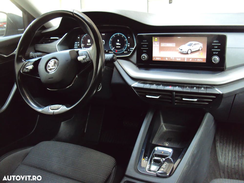 Skoda Octavia 2.0 TDI DSG Ambition - 5