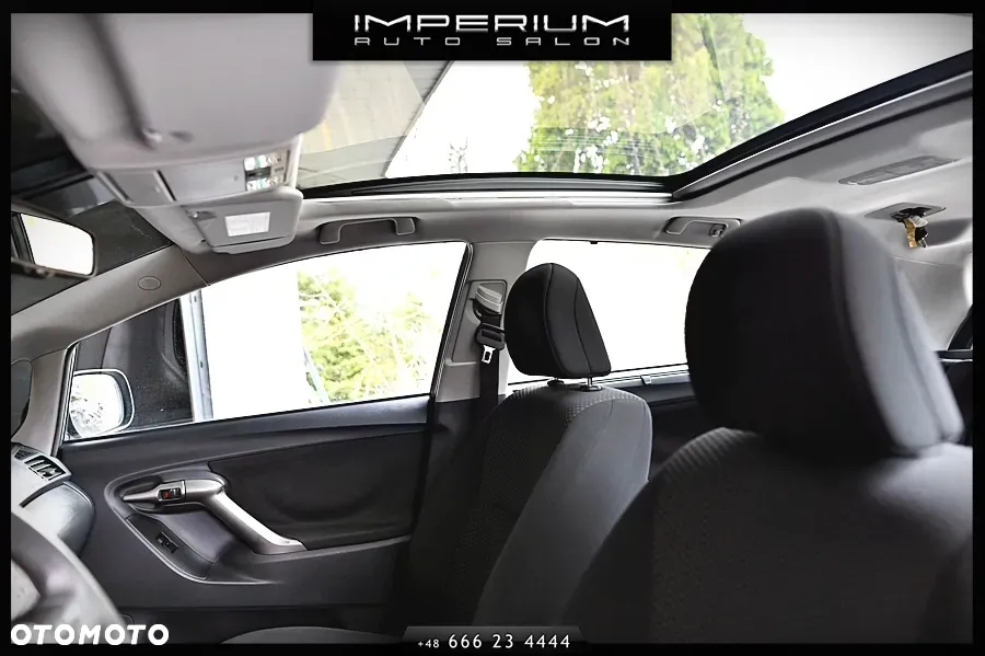 Toyota Verso 1.8 Sol 7os - 18
