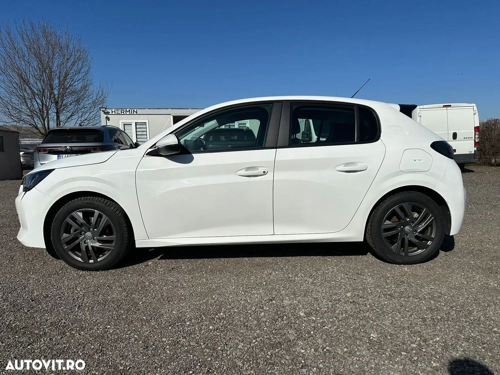 Peugeot 208 1.2 L PureTech STT EAT8 Active - 6