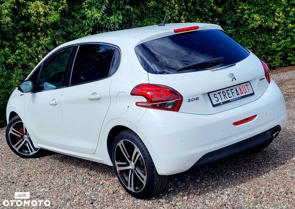 Peugeot 208 - 2
