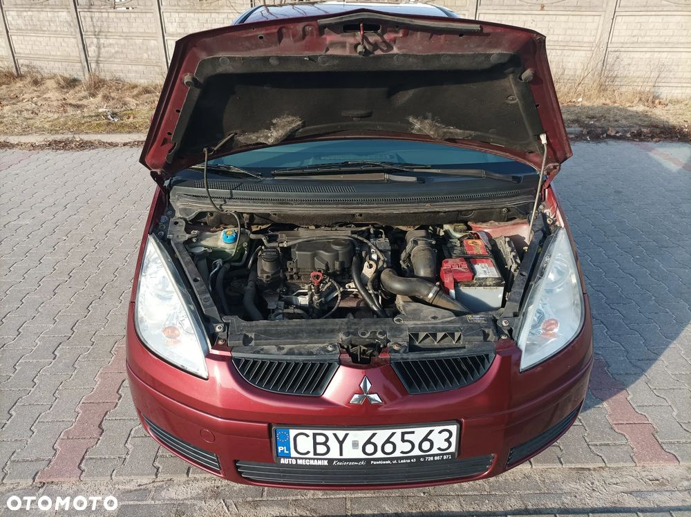 Mitsubishi Colt - 30