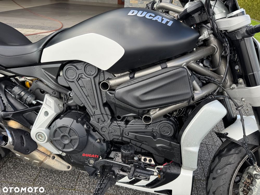 Ducati Diavel - 14