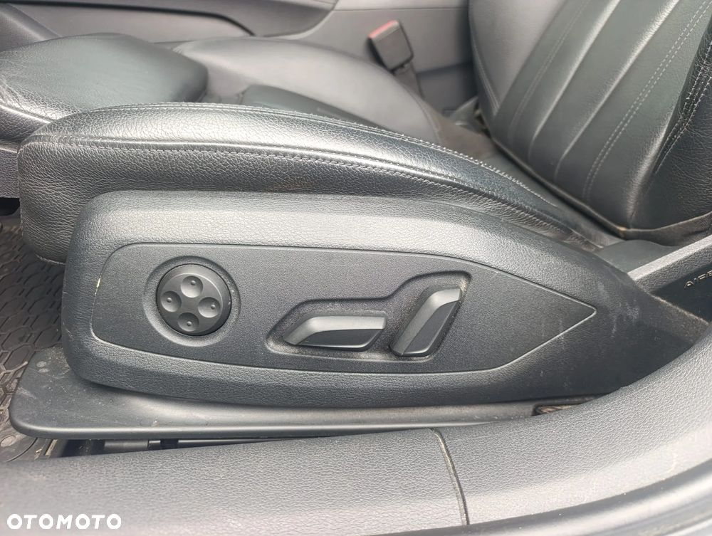 Audi A4 Avant 35 TDI Sport S tronic - 25