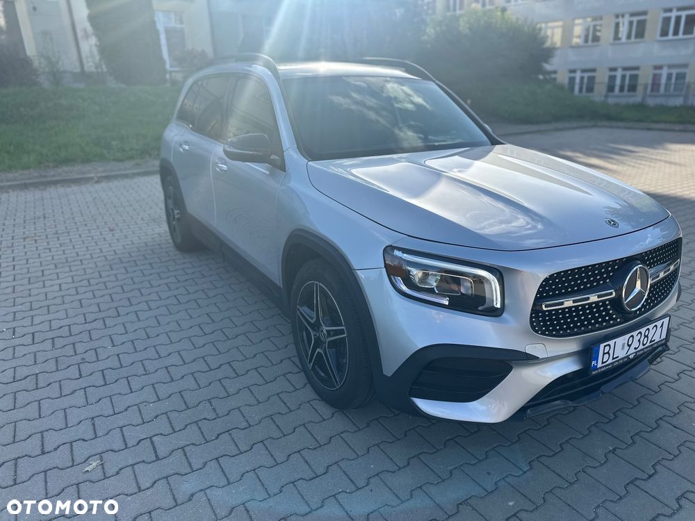 Mercedes-Benz GLB 250 4-Matic AMG Line 8G-DCT - 3