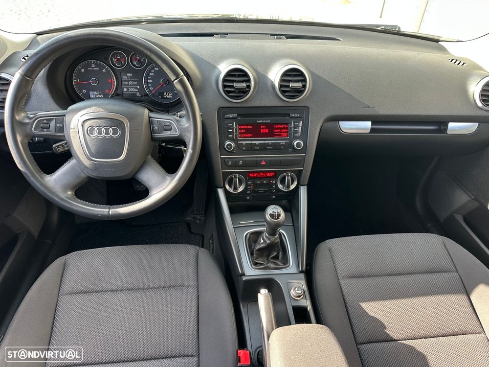 Audi A3 Sportback 1.6 TDI Attraction Special Edition - 10