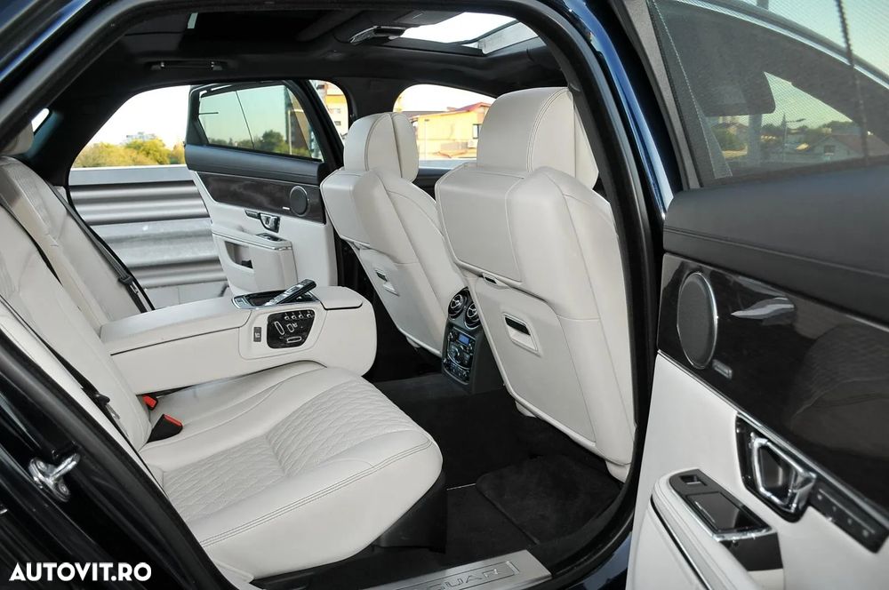 Jaguar XJ 3.0 V6 Diesel Langversion Autobiography - 11