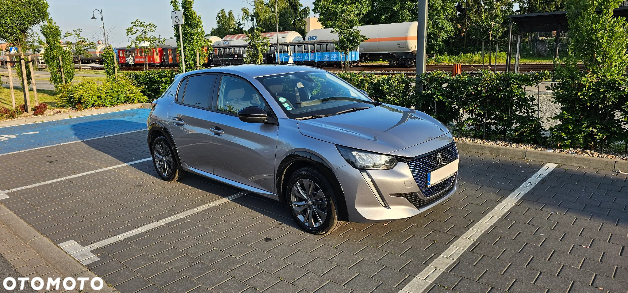 Peugeot 208 Elektromotor 136 E-Style - 38