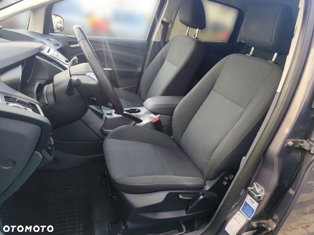 Ford C-MAX - 11