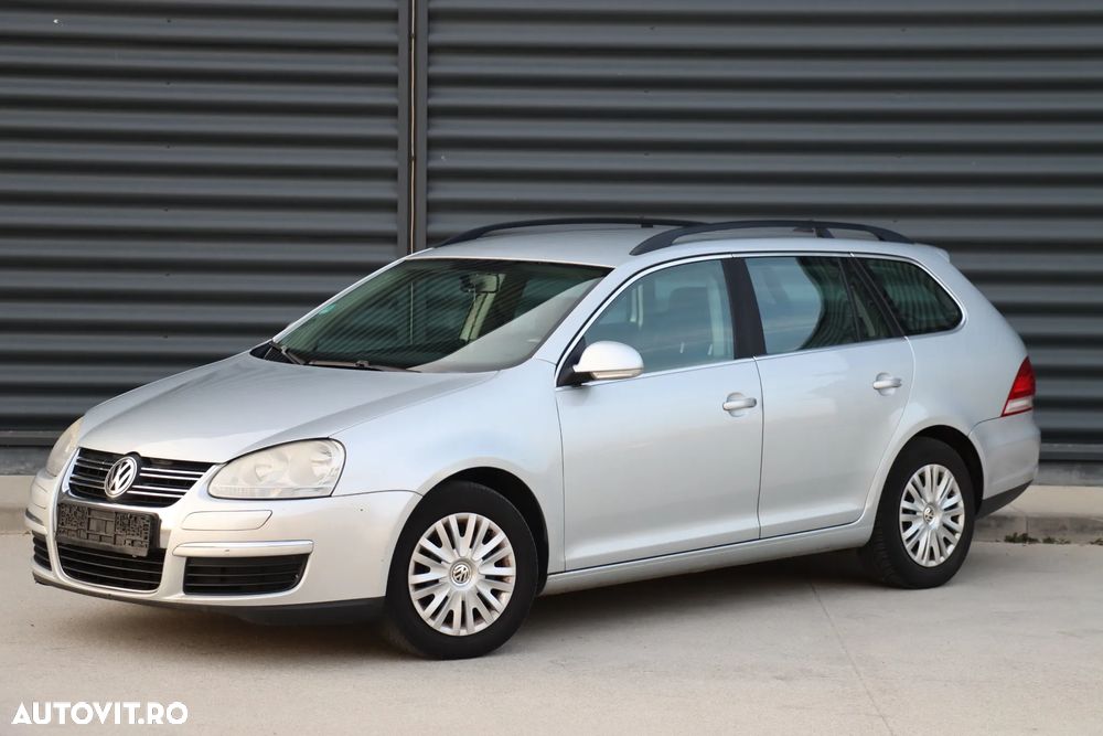 Volkswagen Golf 2.0 TDI DPF BlueMotion Technology Team - 2