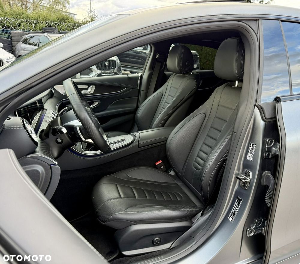Mercedes-Benz CLS 300 d 4Matic 9G-TRONIC AMG Line - 15
