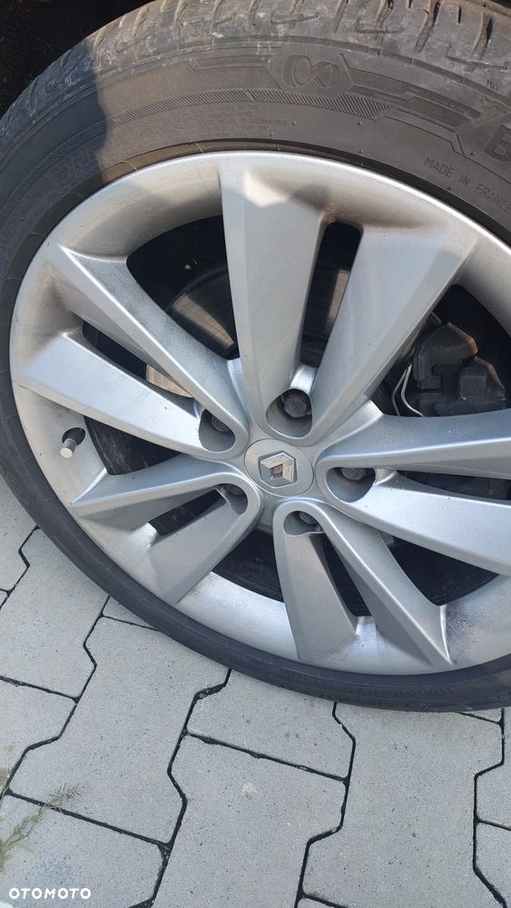 Renault Scenic 2.0 16V Bose Edition CVT - 9
