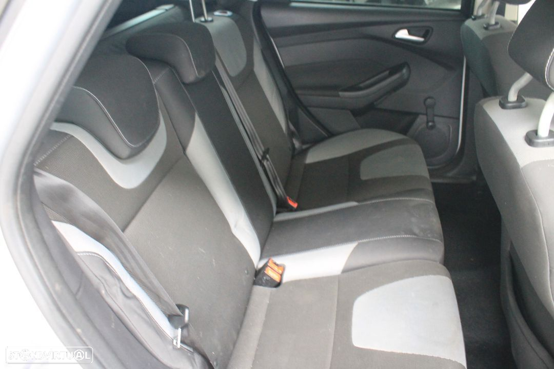 Ford Focus - 7