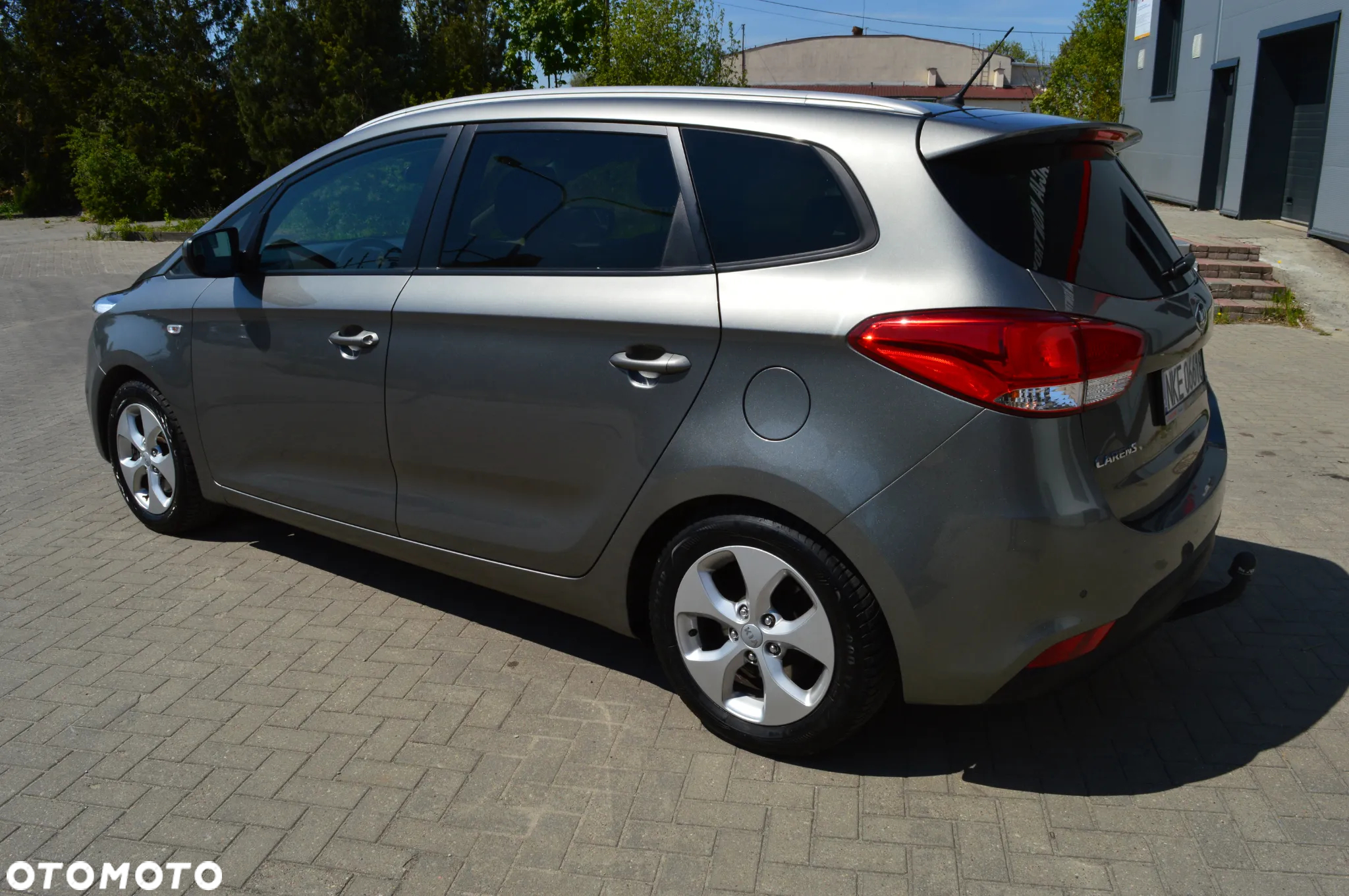Kia Carens 1.6 GDI Dream Team Edition - 6
