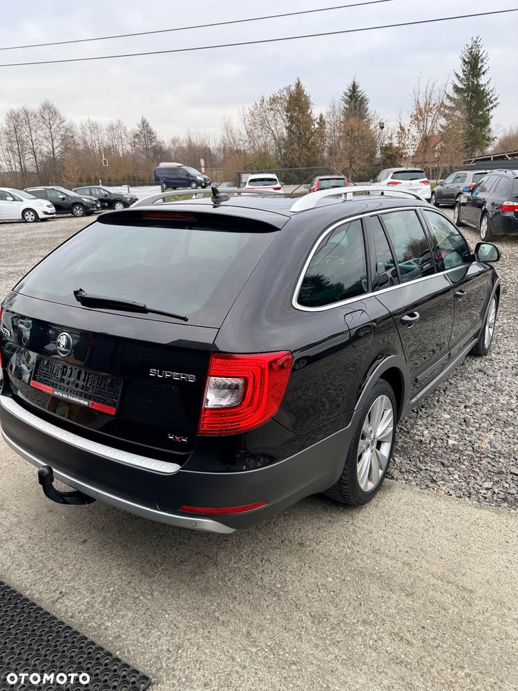Skoda Superb 2.0 TDI Green tec 4x4 DSG Ambition - 4