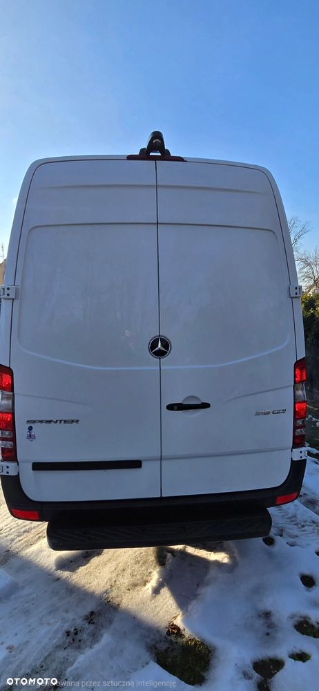 Mercedes-Benz Sprinter 319 - 5