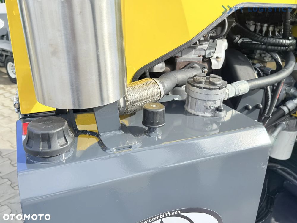 Combilift WÓZEK CZTEROKIERUNKOWY - WIELOKIERUNKOWY / JEDYNIE 491 MTH / C2500 / GAS / DUPLEX 4600MM / KRÓTKI - JEDYNIE 1900MM / SZEROKI 2700 POZYCJONER WIDEŁ / OGRZEWANIE / PEŁNA OGRZEWANA KABINA / STAN IDEALNY / Szeroka oferta wózków czterokierunkowych i bocznych, dopasowanych do różnorodnych potrzeb i zastosowań - 34