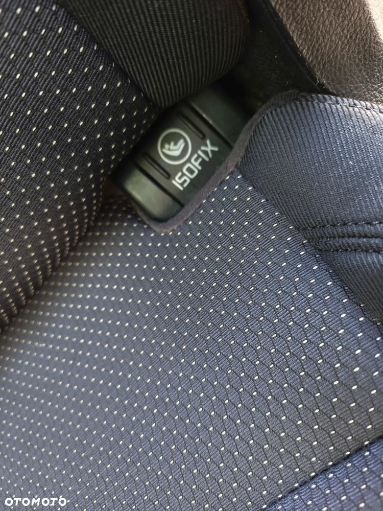 Kia Carens 1.7 CRDi XL 7os - 19