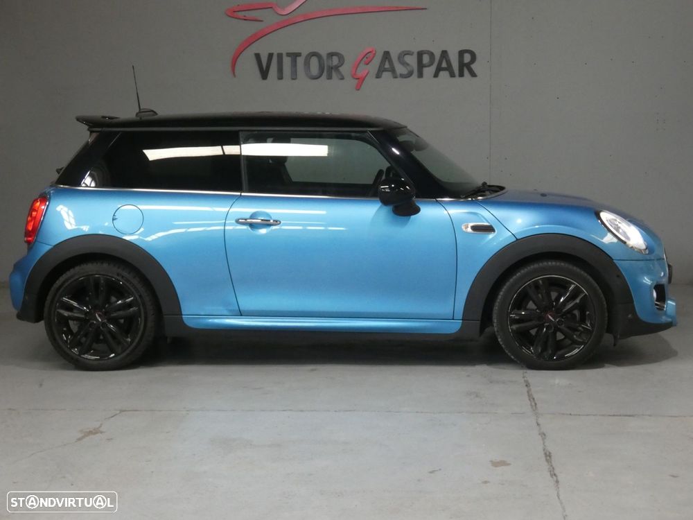 MINI 3 Portas Cooper D Auto - 26
