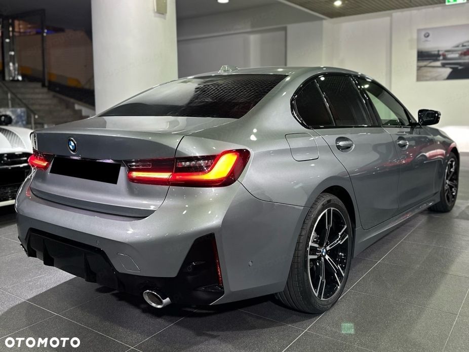 BMW Seria 3 320i M Sport - 5