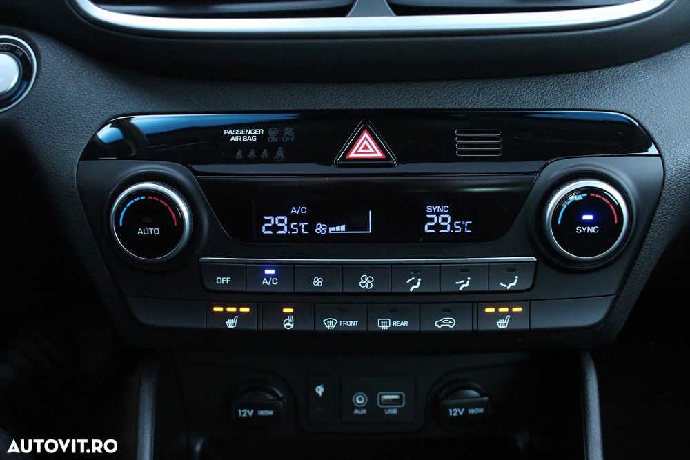 Hyundai Tucson blue 2.0 CRDi 4WD Premium - 27