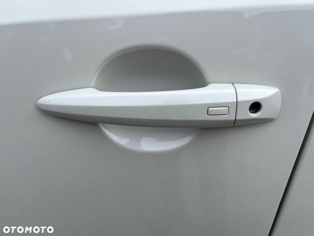 Nissan Qashqai 1.3 DIG-T N-Connecta EU6d - 25