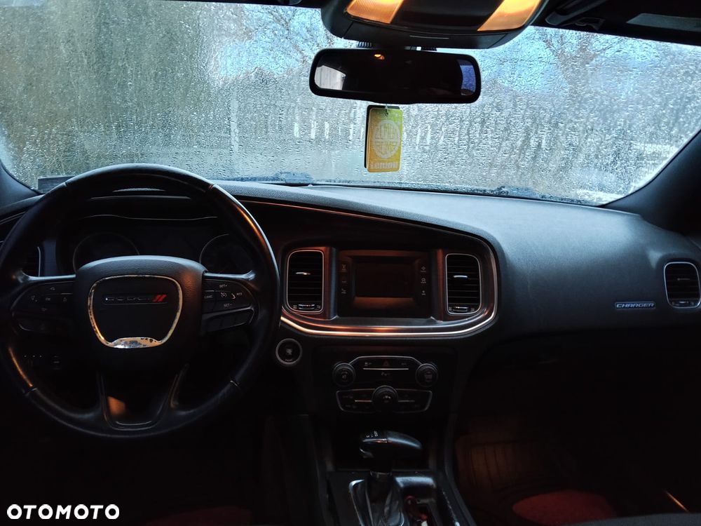 Dodge Charger - 8