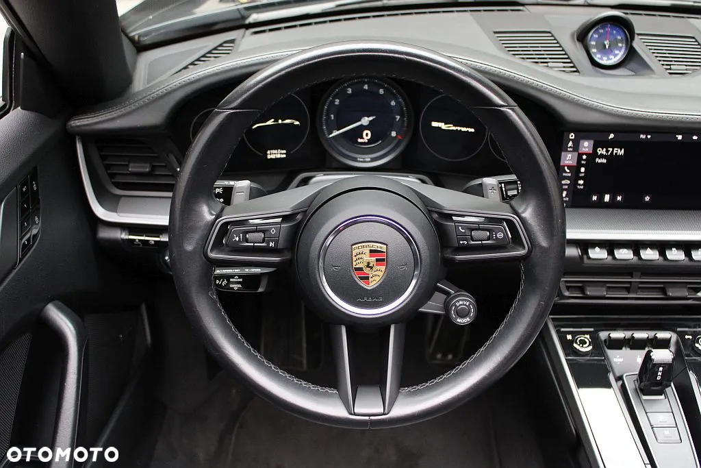 Porsche 911 Carrera Cabriolet PDK - 20
