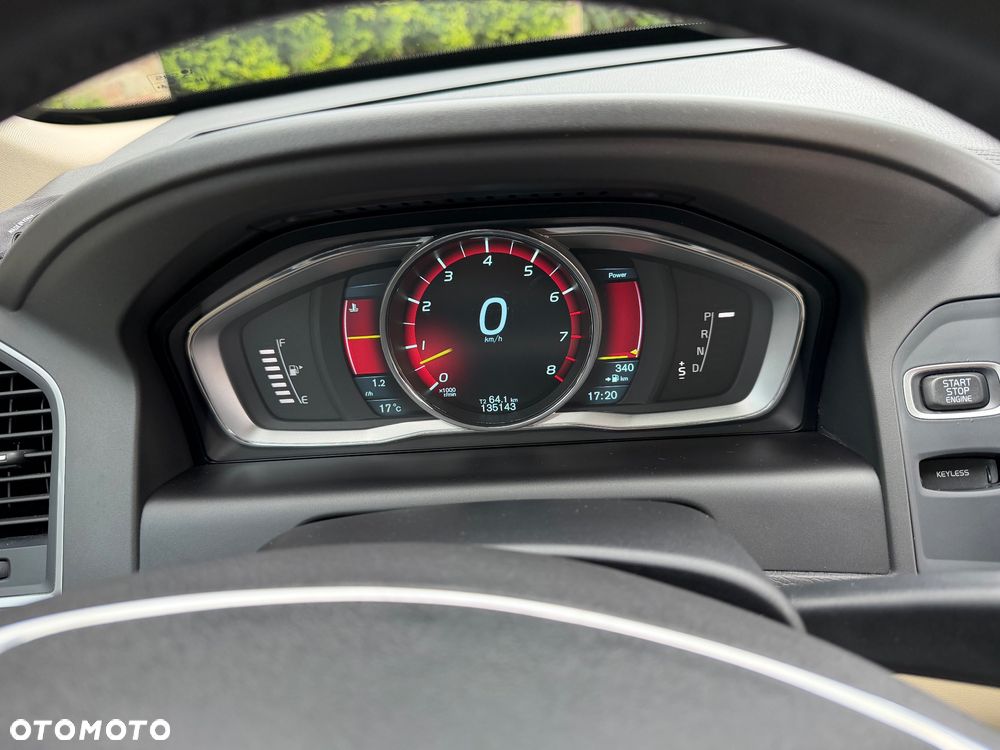 Volvo XC 60 3.2 AWD RDesign - 26