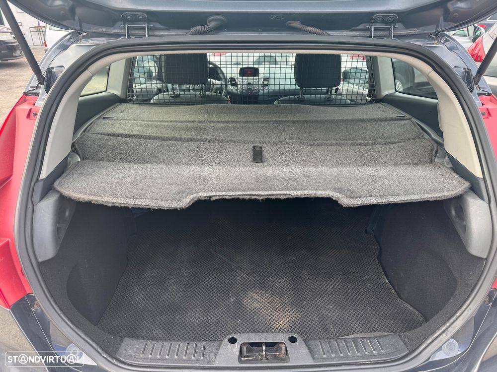 Ford Fiesta 1.4 TDCi Titanium - 18