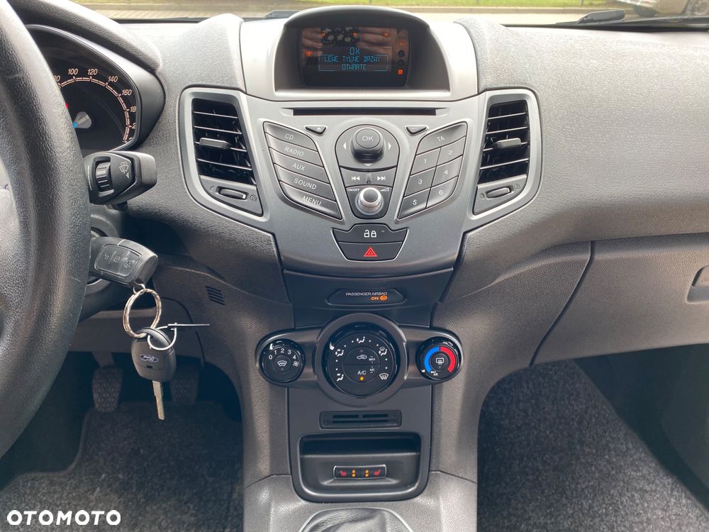 Ford Fiesta 1.25 Trend - 17