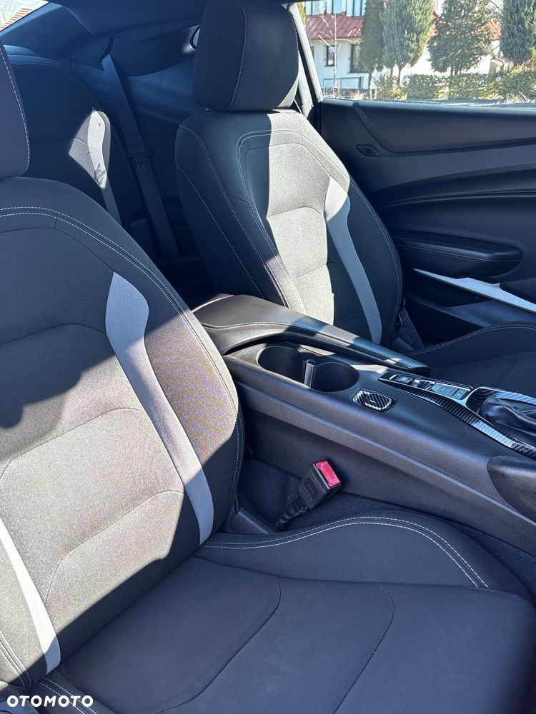 Chevrolet Camaro - 3