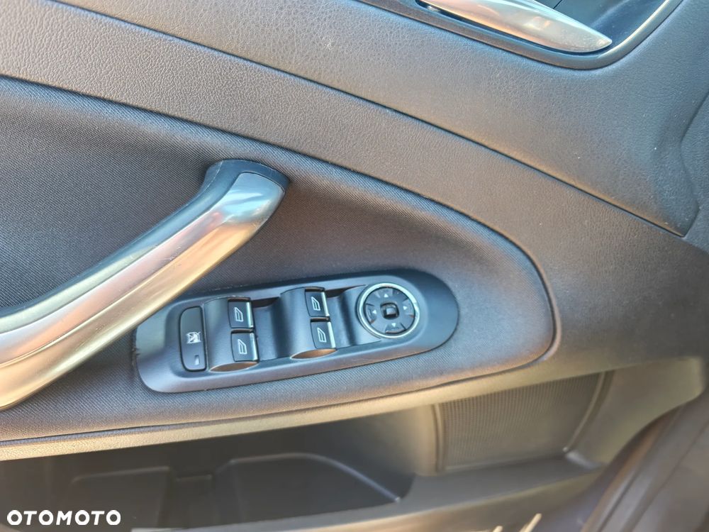 Ford Mondeo 2.0 TDCi Trend - 10